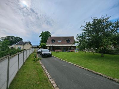 Maison - 173 m² - 5 pièces