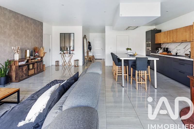 Maison - 114 m² - 4 pièces