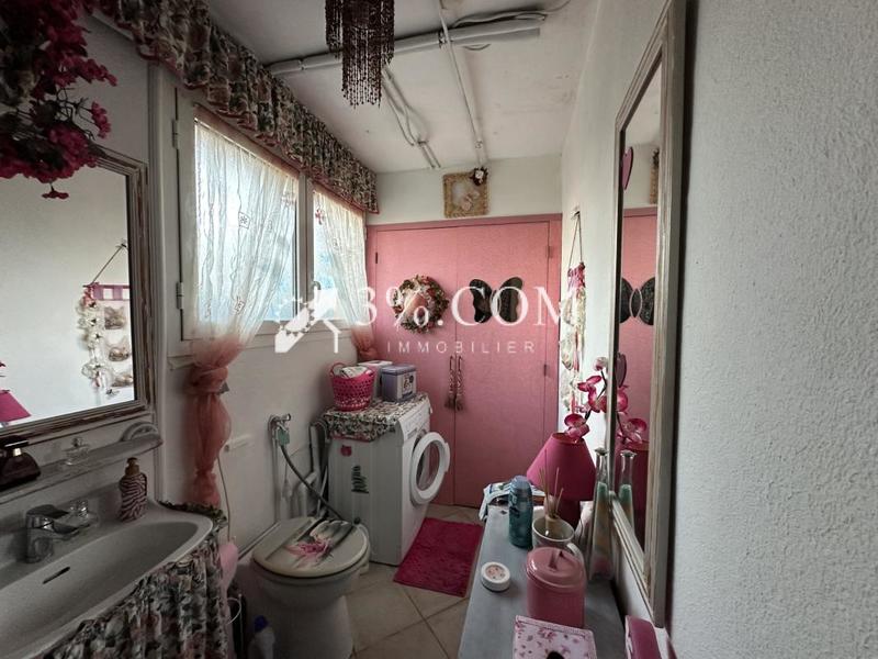 Maison - 183 m² - 8 pièces