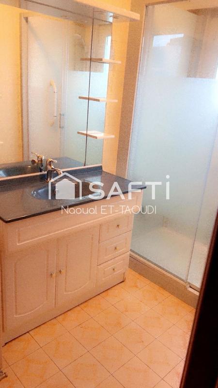 Maison - 180 m² - 8 pièces