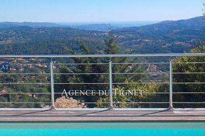 Maison - 180 m² - 7 pièces