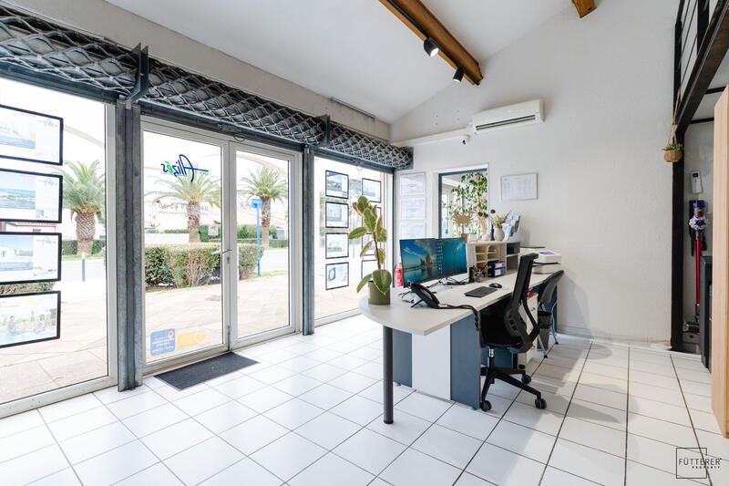 Local commercial - 47 m² - 2 pièces