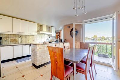 Appartement - 177 m² - 6 pièces