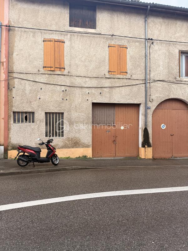 Immeuble - 150 m² - 10 pièces