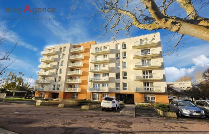 Appartement - 85 m² - 4 pièces