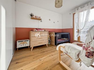 Appartement - 90 m² - 4 pièces