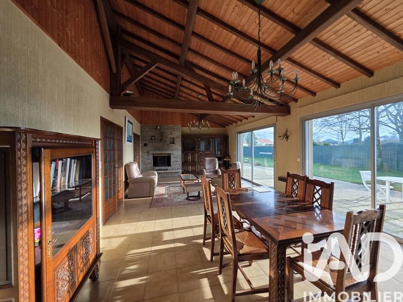 Maison - 143 m² - 5 pièces