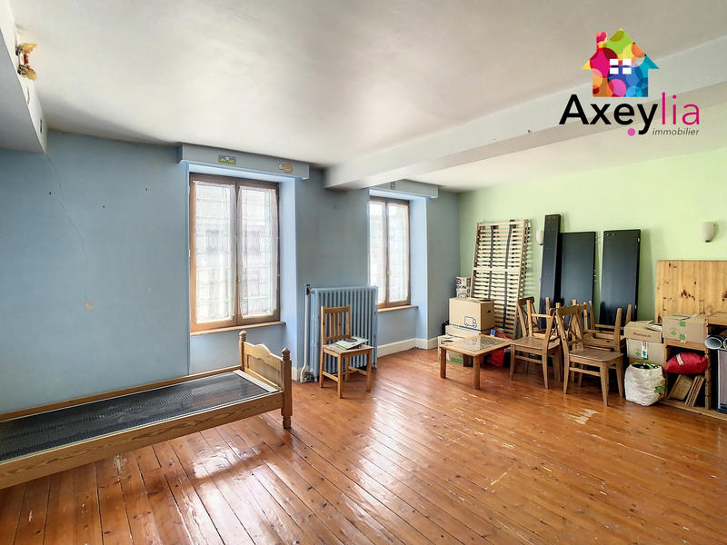 Immeuble - 221 m² - 8 pièces