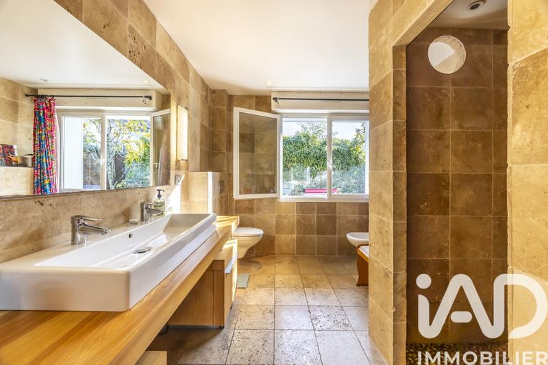 Maison - 315 m² - 7 pièces