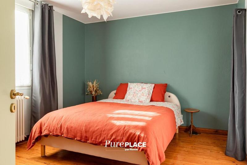 Demeure - 390 m² - 7 pièces