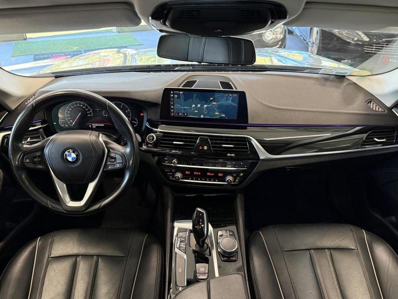 Bmw Série 5 520d - Bva Berline G30 F90 Luxury Phase 1 Garantie 12 Mois