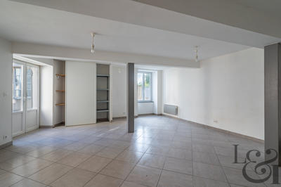 Maison - 105 m² - 4 pièces