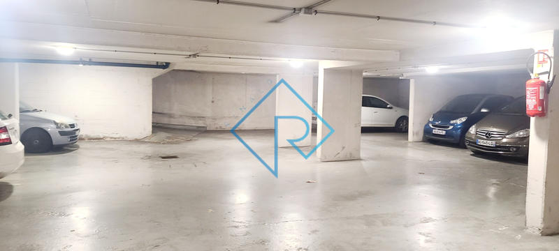 Parking - 11 m²