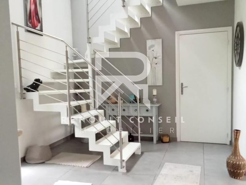 Maison - 180 m² - 5 pièces