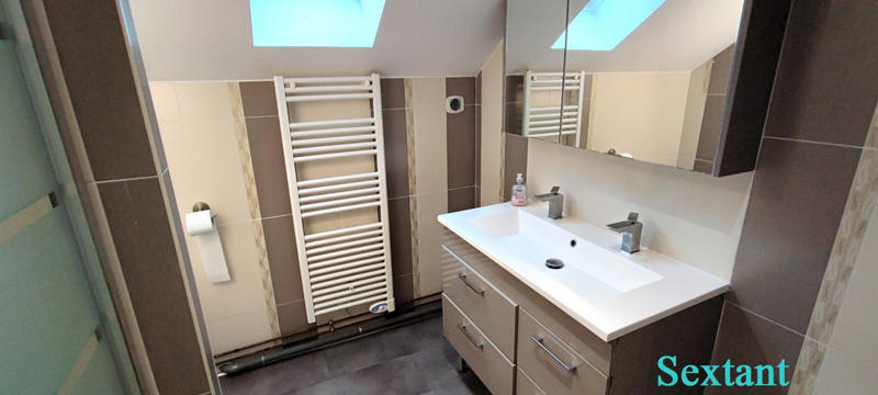 Maison - 174 m² - 7 pièces