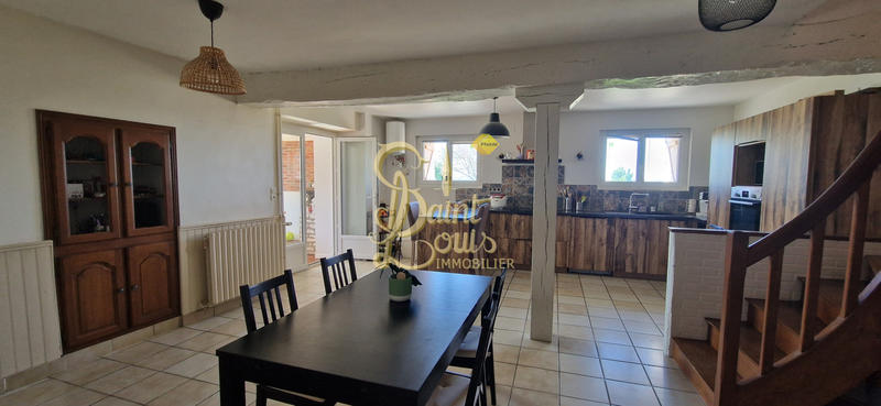 Maison - 175 m² - 6 pièces