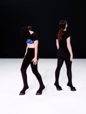 [Sortie de Résidence] de dIAboli / Compagnie Louve