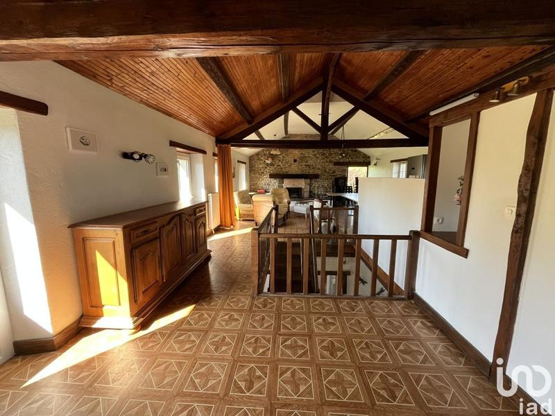 Local commercial - 30 000 m²