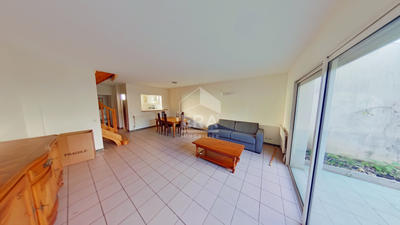 Maison - 106 m² - 4 pièces