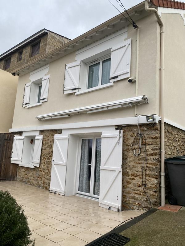 Maison - 85 m² - 5 pièces