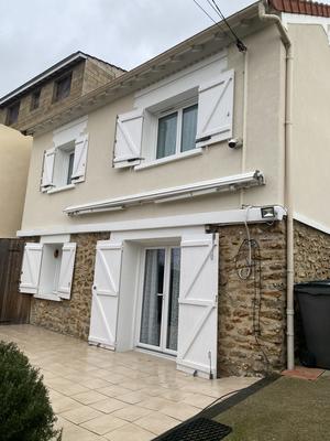 Maison - 85 m² - 5 pièces