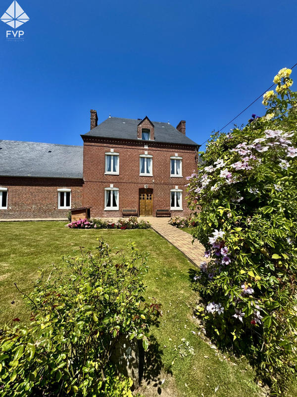 Propriété - 166 m² - 6 pièces