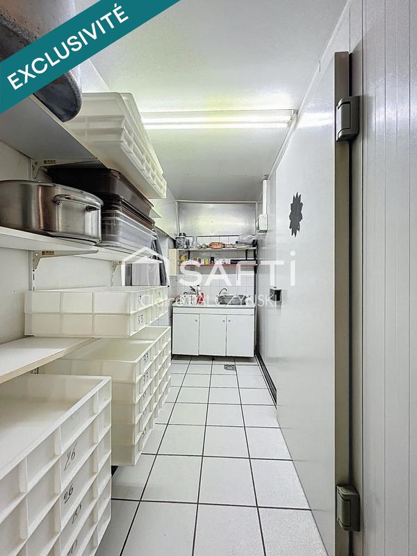 Local commercial - 198 m² - 4 pièces