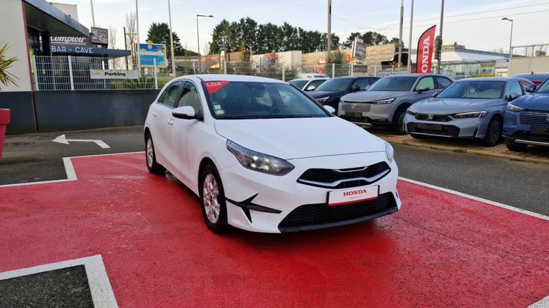 Kia Ceed III 1.6 Crdi 136 Isg Mhev Active Bus Dct7