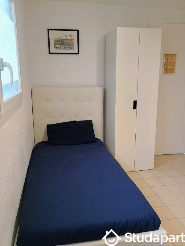 Chambre - 13 m² - 1 pièce