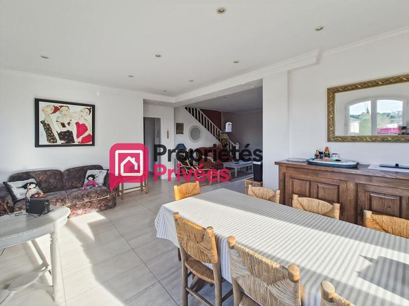 Maison - 170 m² - 7 pièces