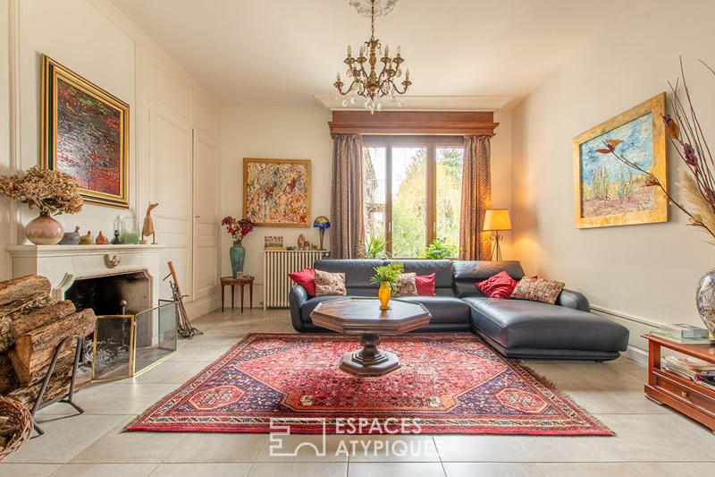 Demeure - 427 m² - 11 pièces