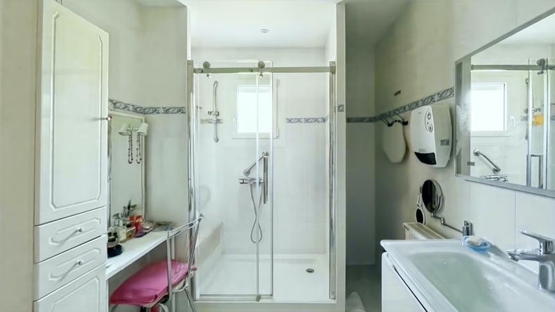 Maison - 163 m² - 6 pièces