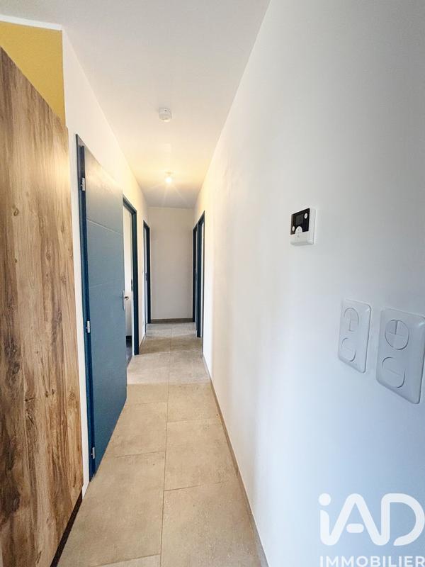 Maison - 93 m² - 4 pièces