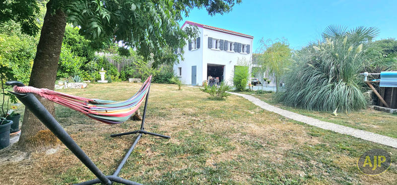 Maison - 170 m² - 6 pièces