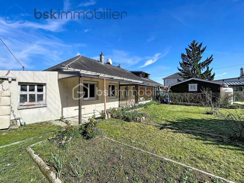 Maison jumelée - 65 m² - 5 pièces