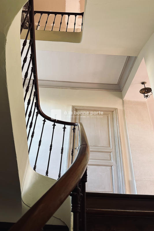 Maison de maîtres - 227 m² - 7 pièces