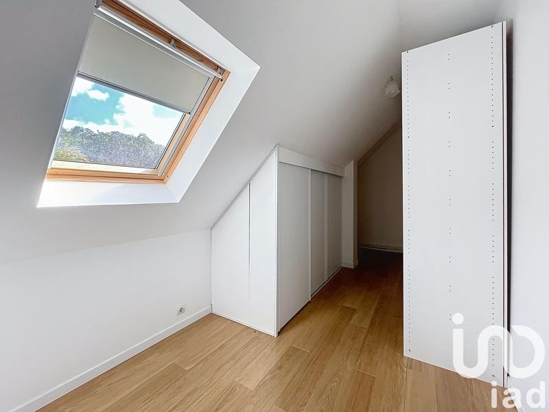 Maison - 210 m² - 7 pièces