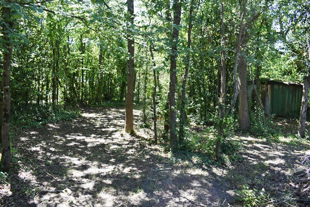 Terrain de loisirs - 1 895 m²