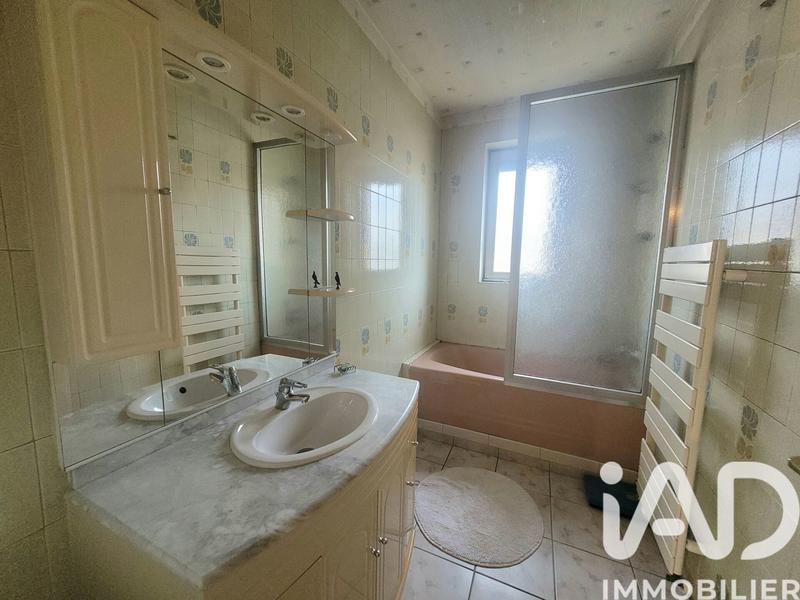 Maison - 138 m² - 6 pièces