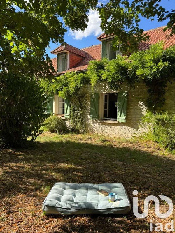 Maison - 200 m² - 9 pièces