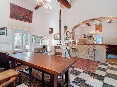 Maison - 95 m² - 3 pièces