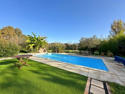 Maison - 175 m² - 5 pièces