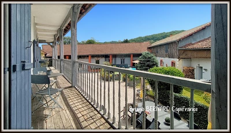 Maison - 315 m² - 11 pièces