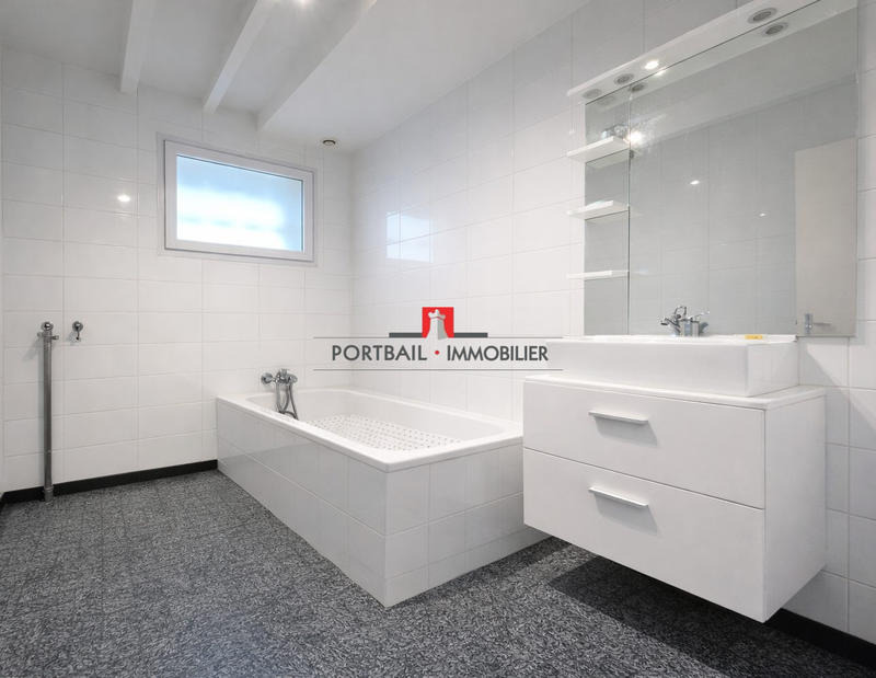 Maison ancienne - 186 m² - 6 pièces