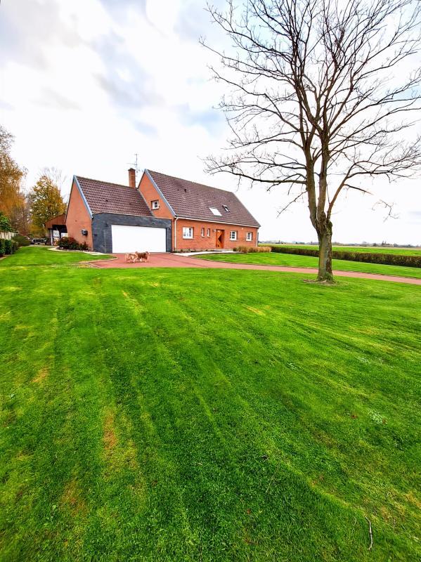 Maison - 206 m² - 5 pièces