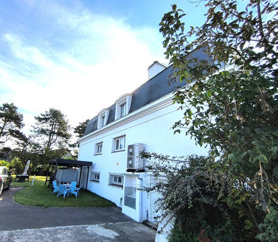 Maison bourgeoise - 230 m² - 9 pièces