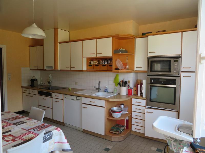 Maison - 178 m² - 8 pièces