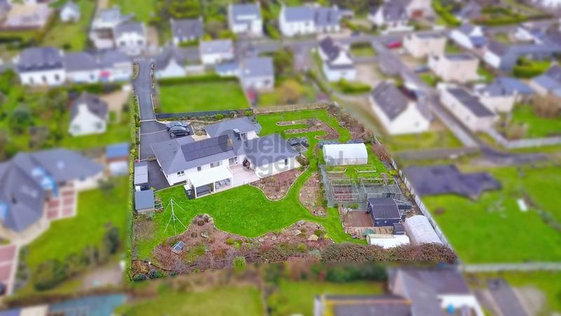 Maison - 143 m² - 7 pièces