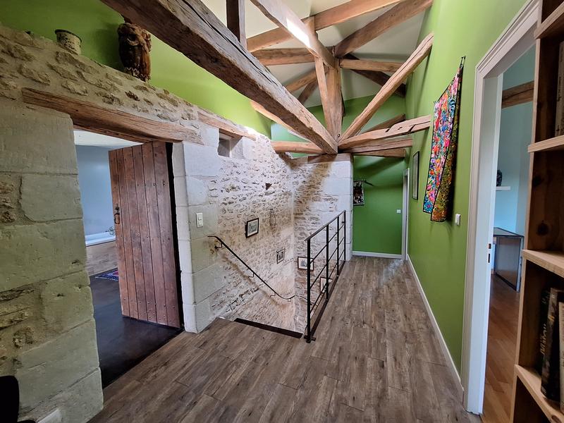 Moulin - 189 m² - 6 pièces