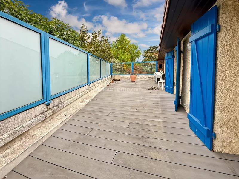 Maison - 291 m² - 9 pièces